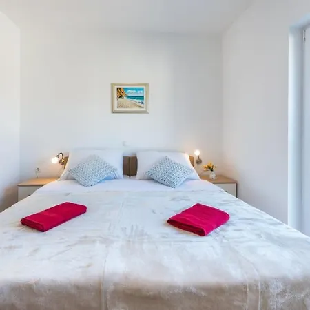 In With Sea View, Air Conditioning, Wifi, Washing Machine 4979-3 *